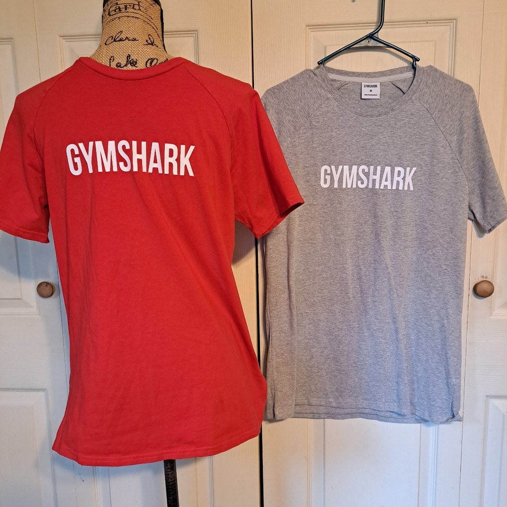 Gymshark bundle of 2 short sleeve tees, medium, like new